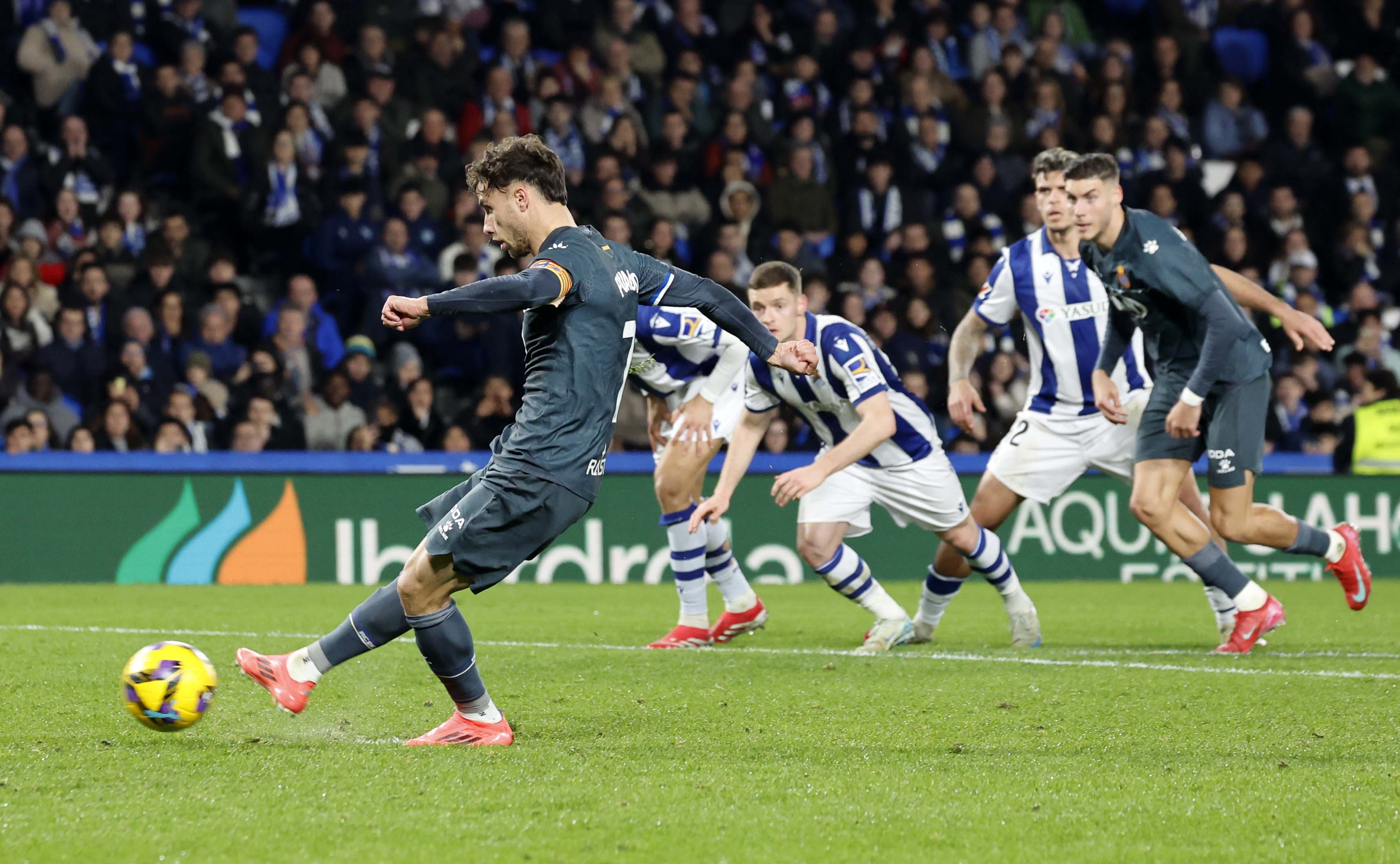 西班牙人主场击败对手，艰难取胜的简单介绍