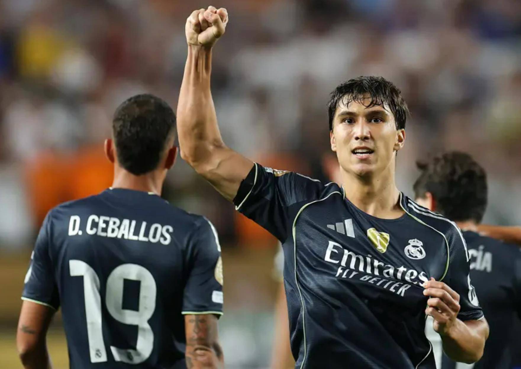 博努奇破门豪华进球功勋，尤文4-1大胜热那亚