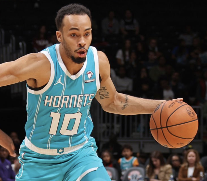 三亿体育体育链接-马德里竞技队新援贝利带伤登场，表现出色的简单介绍