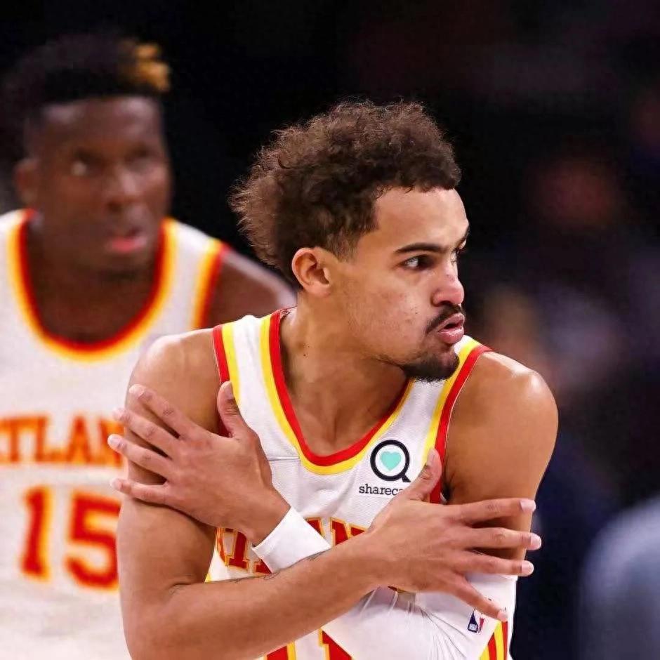 三亿体育体育活动-凯尔特人击败老鹰，豪取两连胜