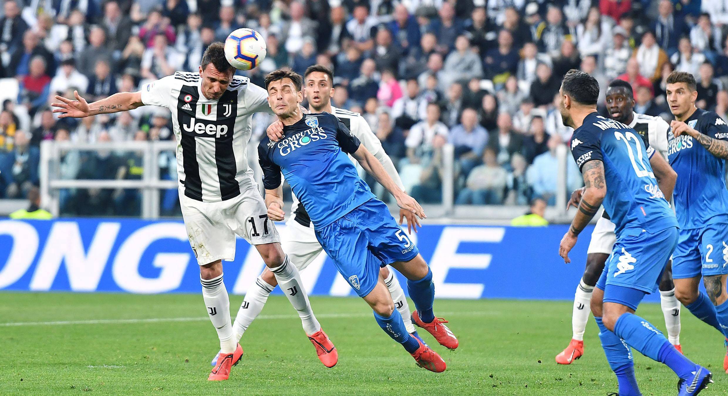 意大利队在预选赛中获得重要胜利，实力备受称赞