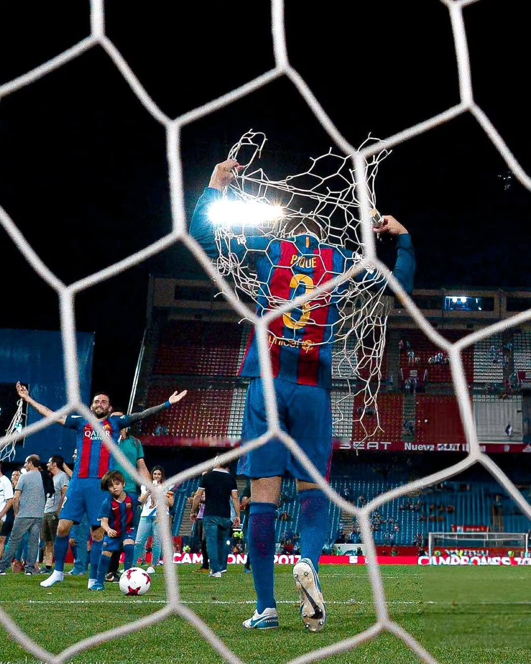 三亿体育体育培训-马德里球员在比赛中大放异彩