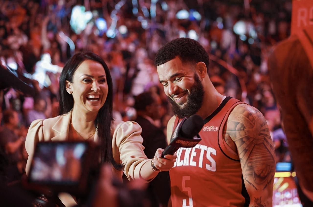 关于火箭助教临时代理主教练，球队动荡不安的信息