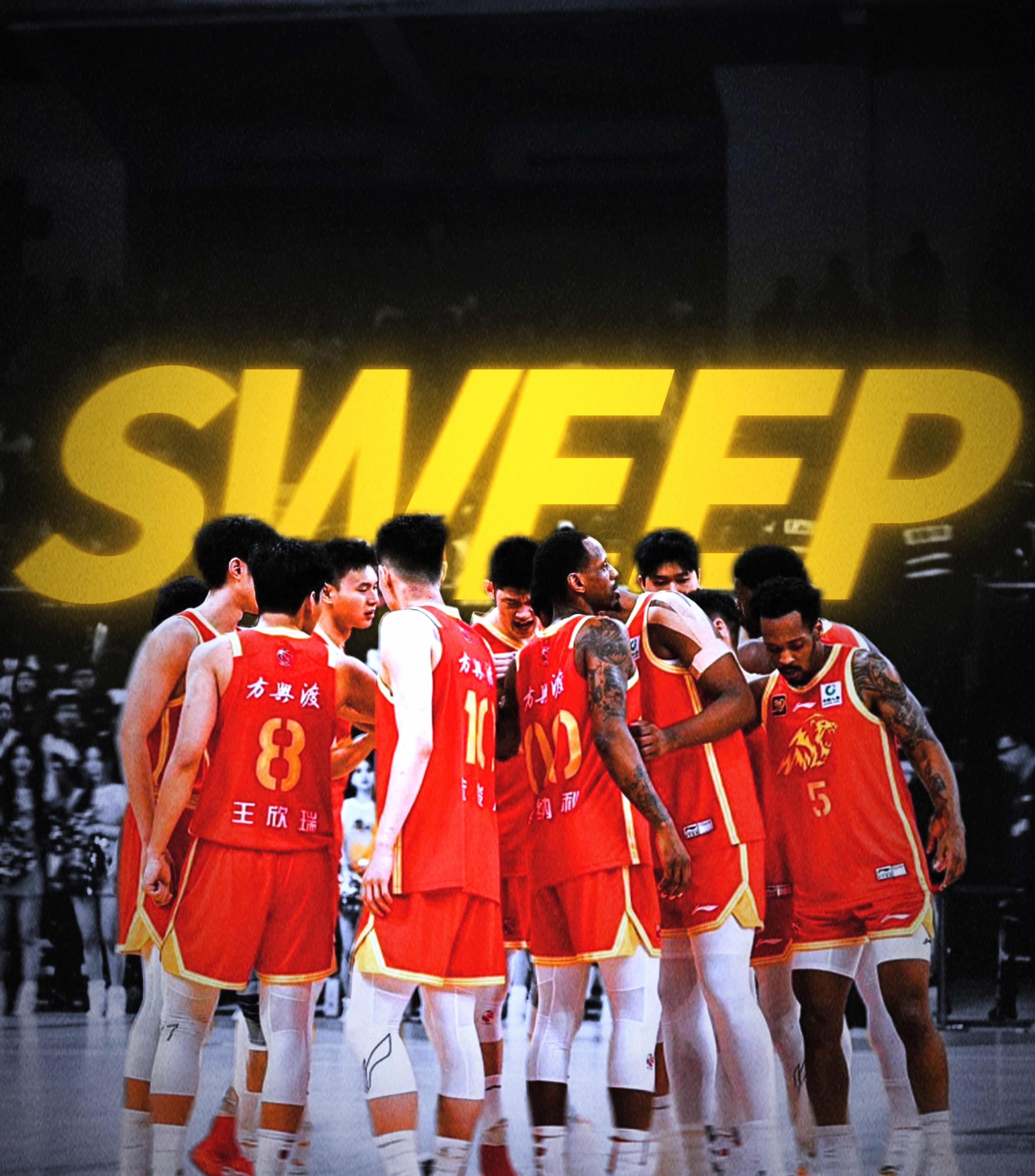 辽宁男篮在激烈比拼中取得季后赛胜利 辽宁男篮在激烈比拼中取得季后赛胜利