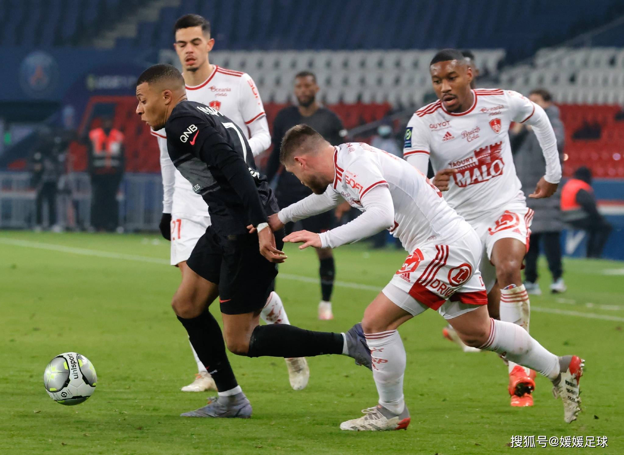 三亿体育体育网站入口-图卢兹客场大胜，赛季首次狂胜